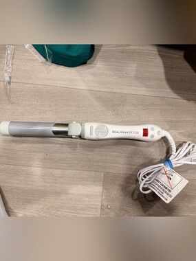 The Beachwaver Co. White and Silver Curling Iron